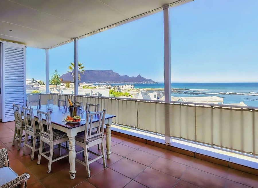 6 Bedroom Property for Sale in Bloubergstrand Western Cape